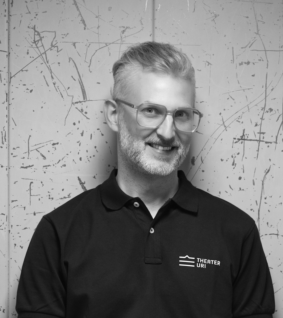  "      data-wph-elm=