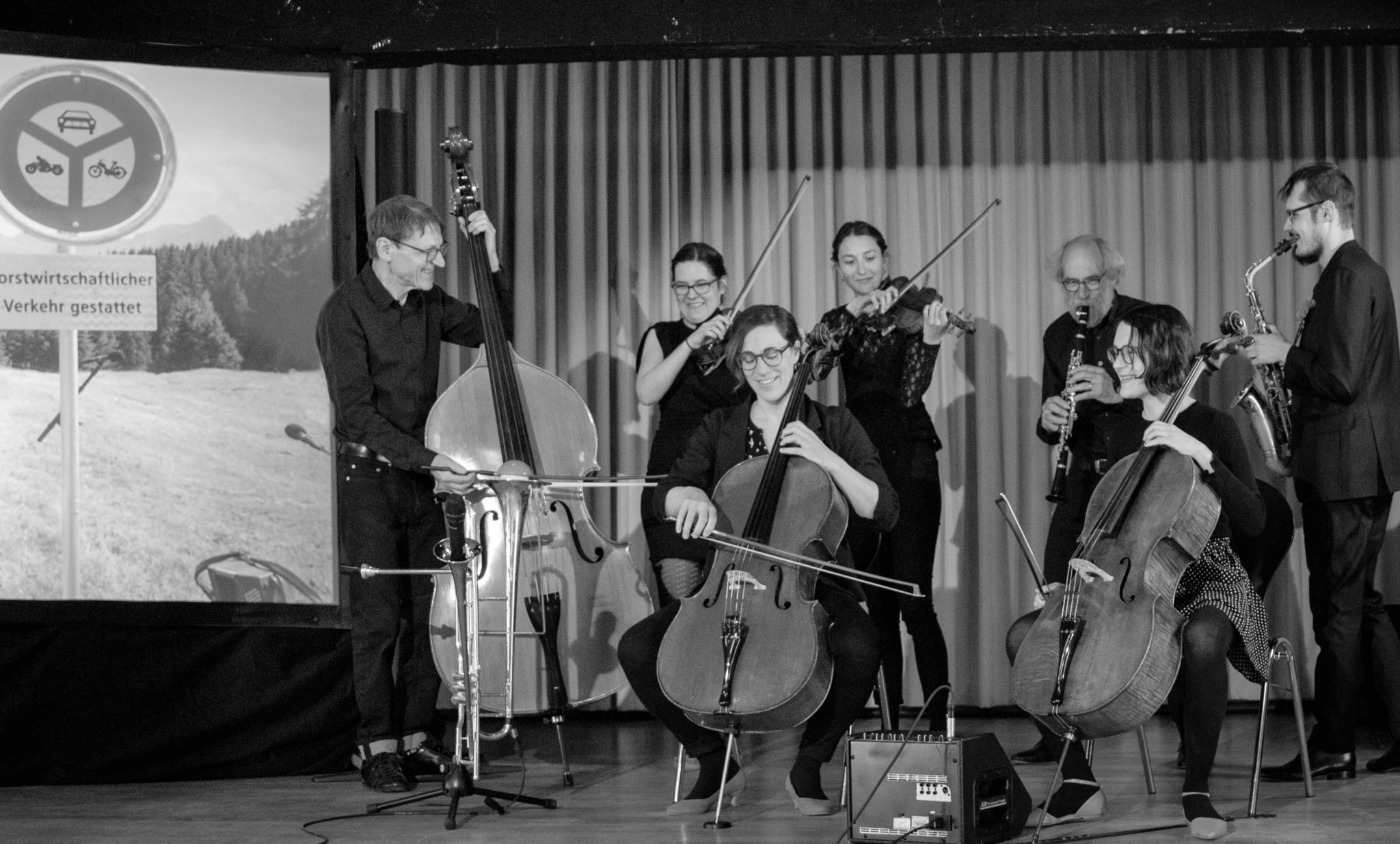 tschlin-retour-theater-uri