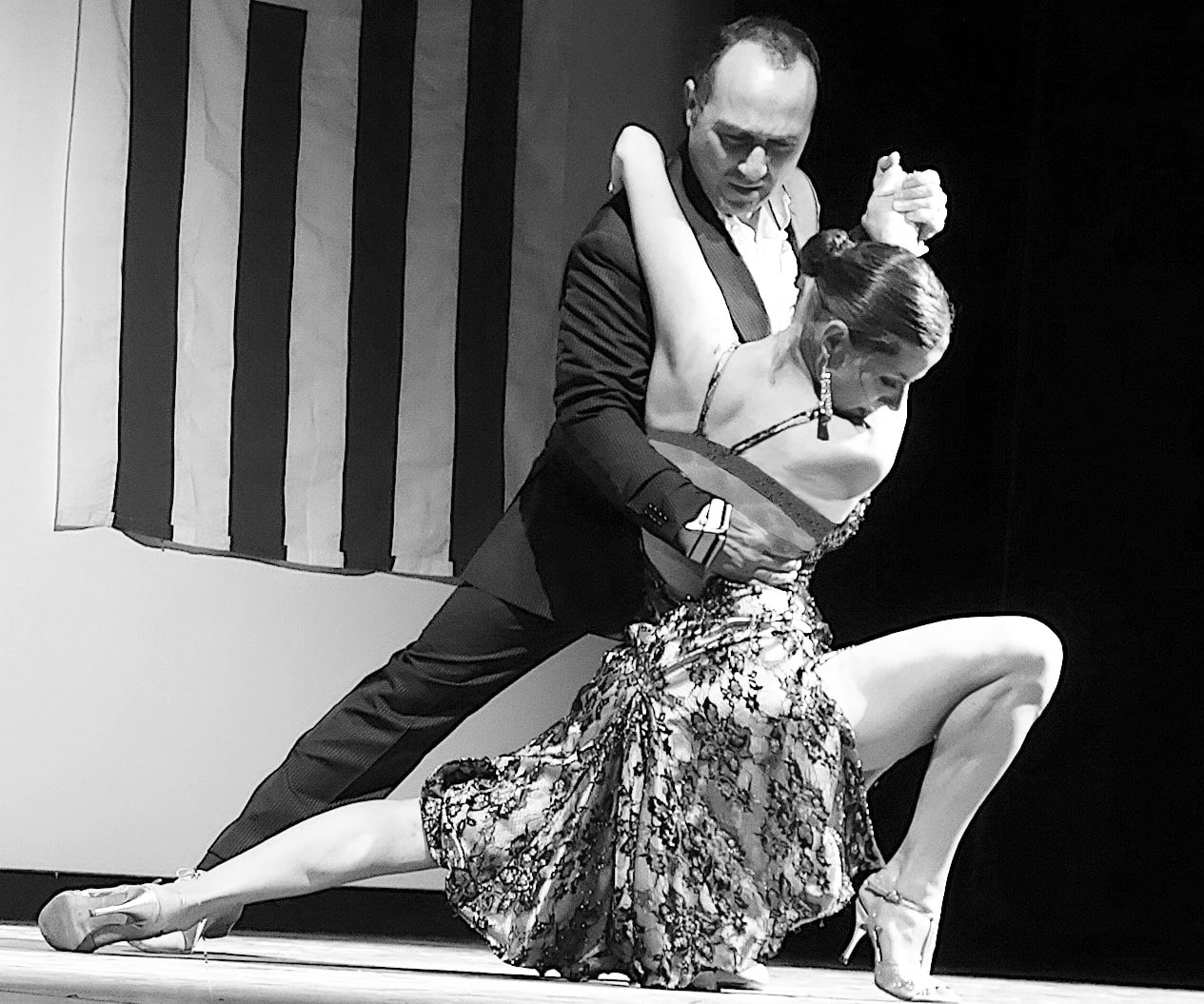 Noche Tango Argentino Theater Uri